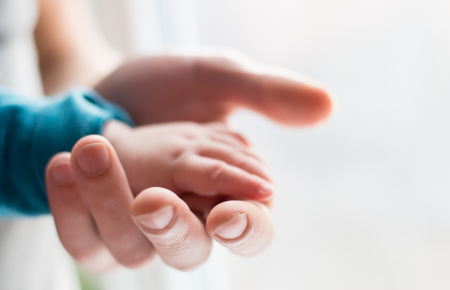 baby-hand-adult-1200.png